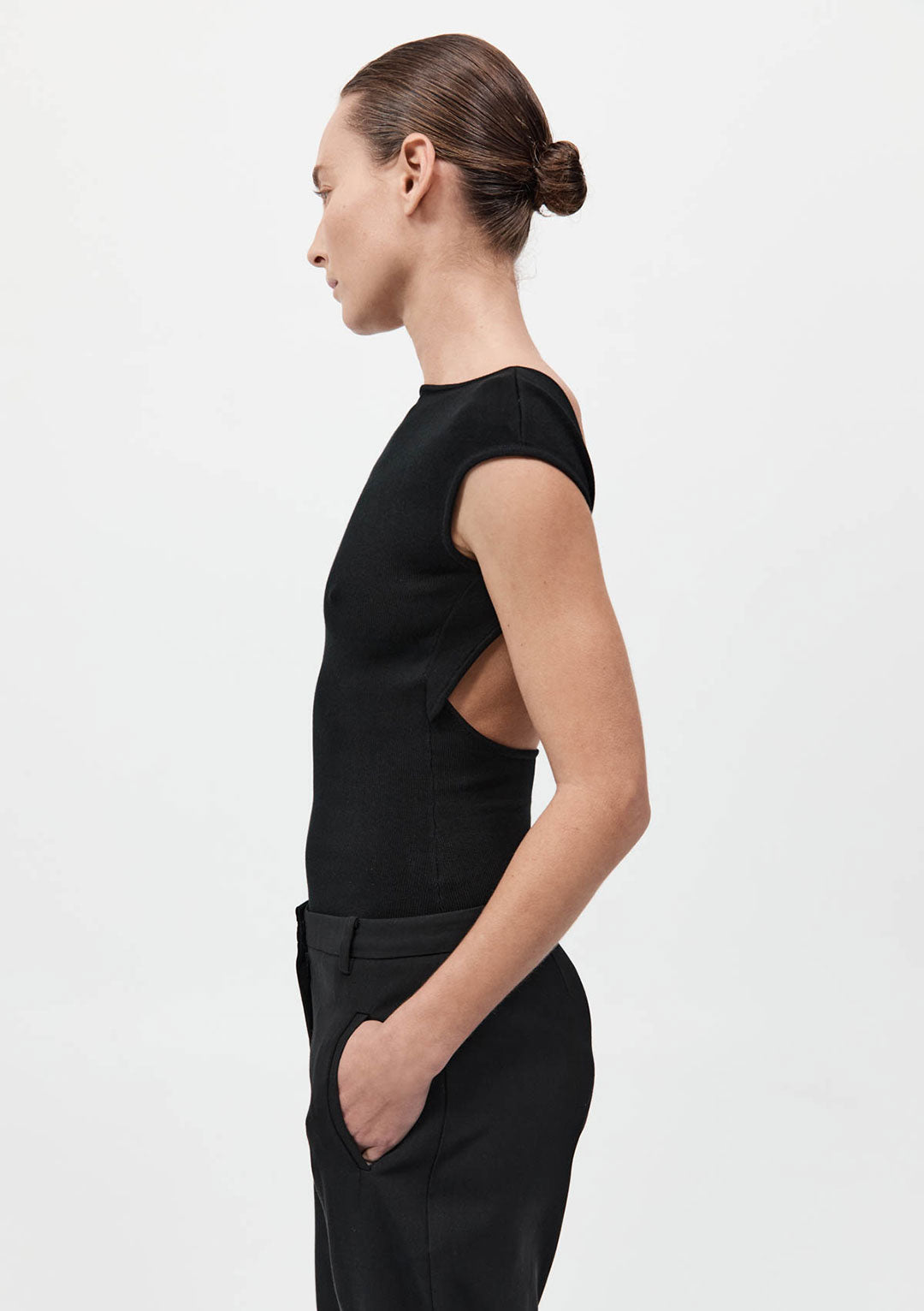 ST AGNI SCULPTED BALLET KNIT TOP BLACK