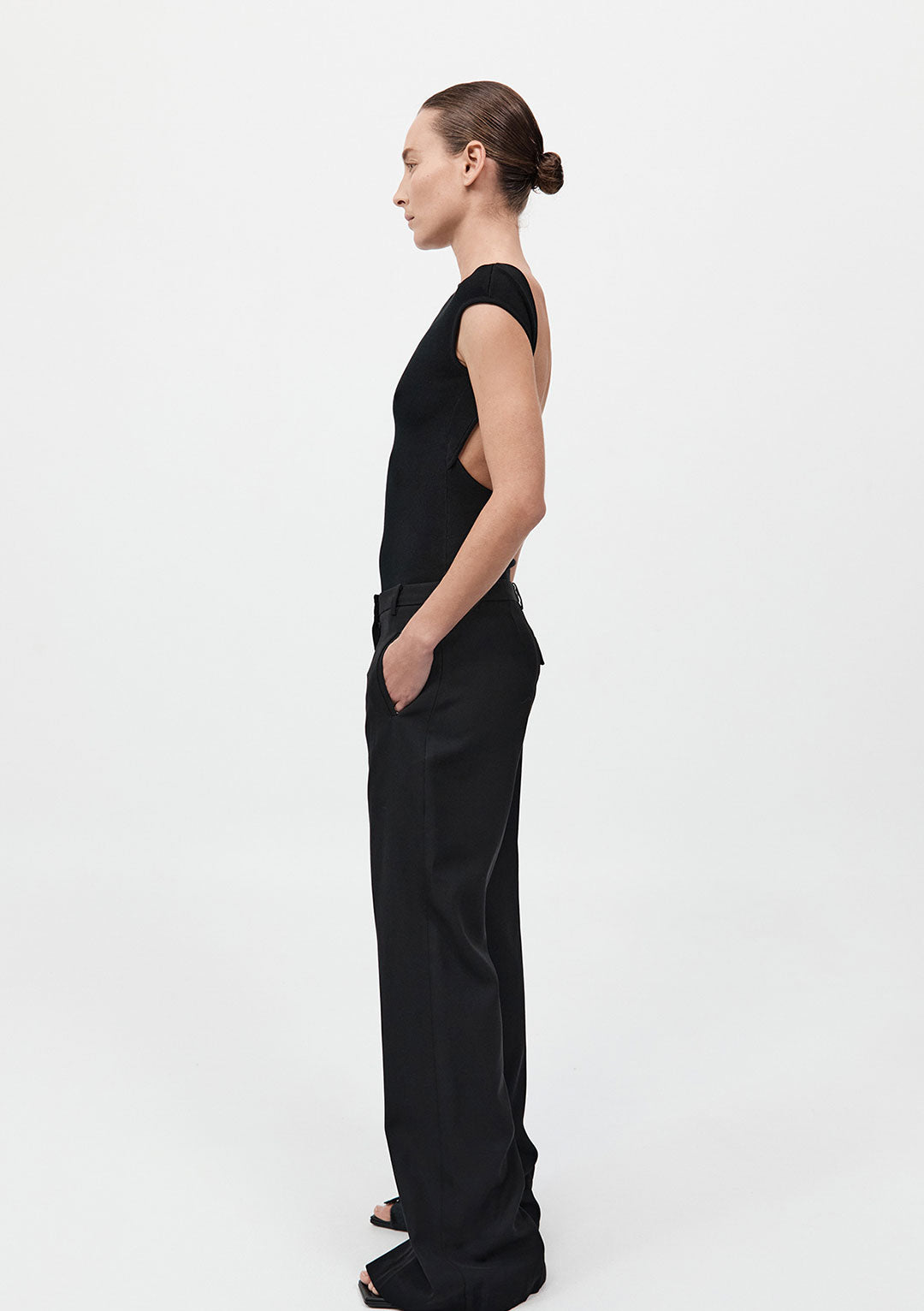 ST AGNI SCULPTED BALLET KNIT TOP BLACK