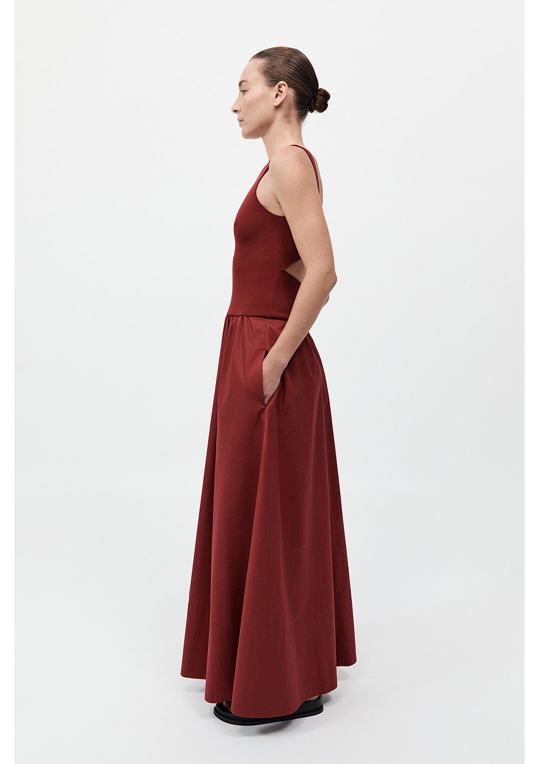ST AGNI BATEAU CUT OUT DRESS BERRY