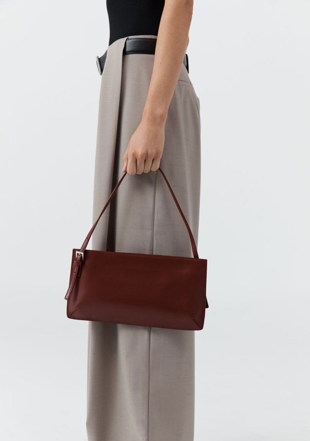 ST AGNI 90s BELT BAG MAHOGANY