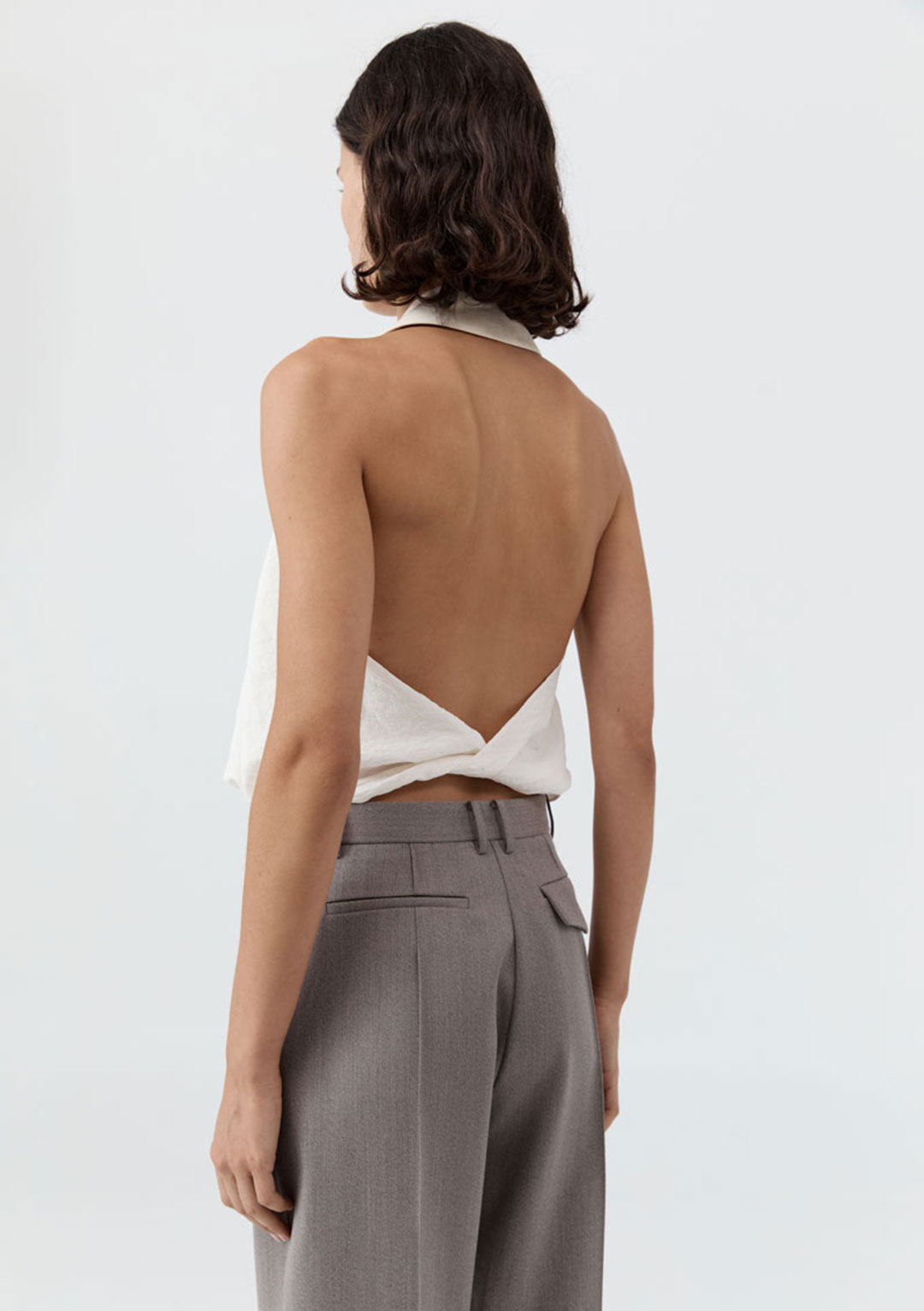 ST AGNI CLOUD TWIST HALTER TOP OFF-WHITE