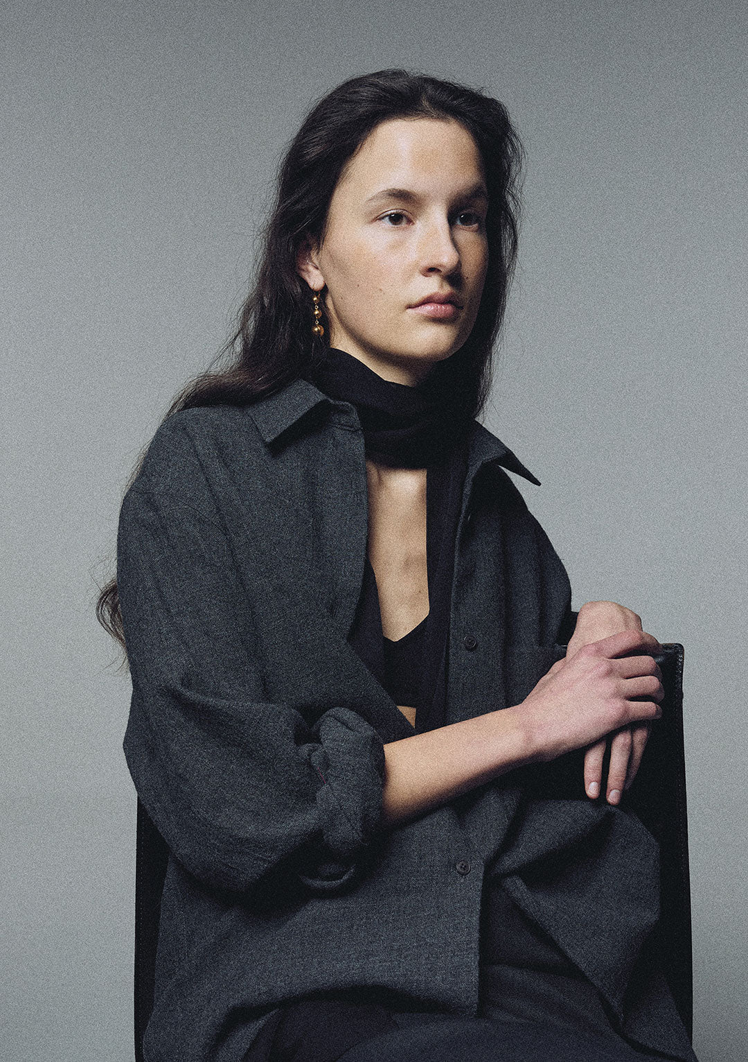 NOTHING WRITTEN PINUÉ WOOL SHIRT CHARCOAL