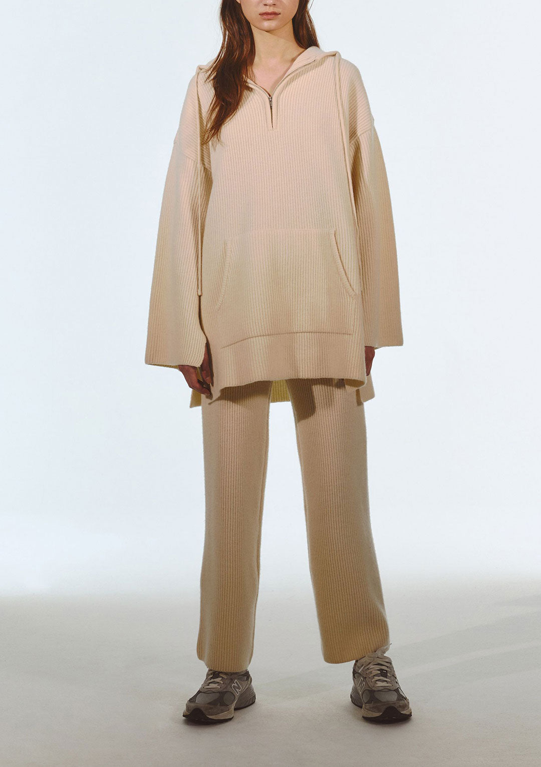 DRAE WHITE KNIT PANTS