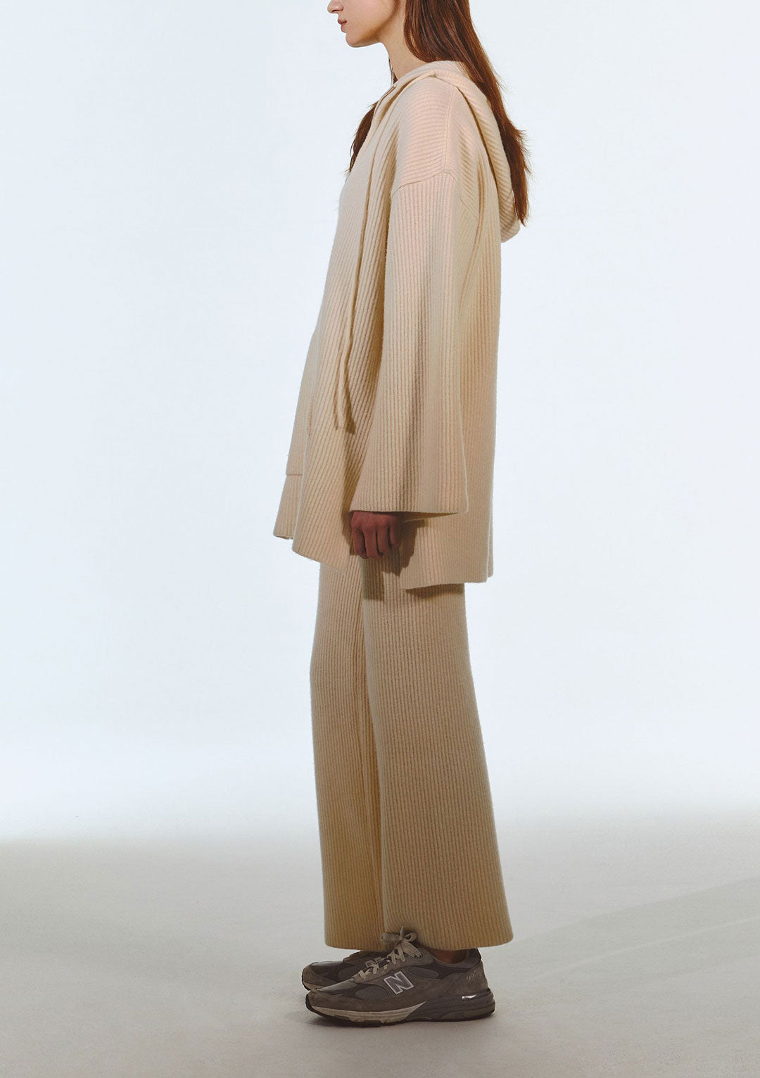DRAE WHITE KNIT PANTS
