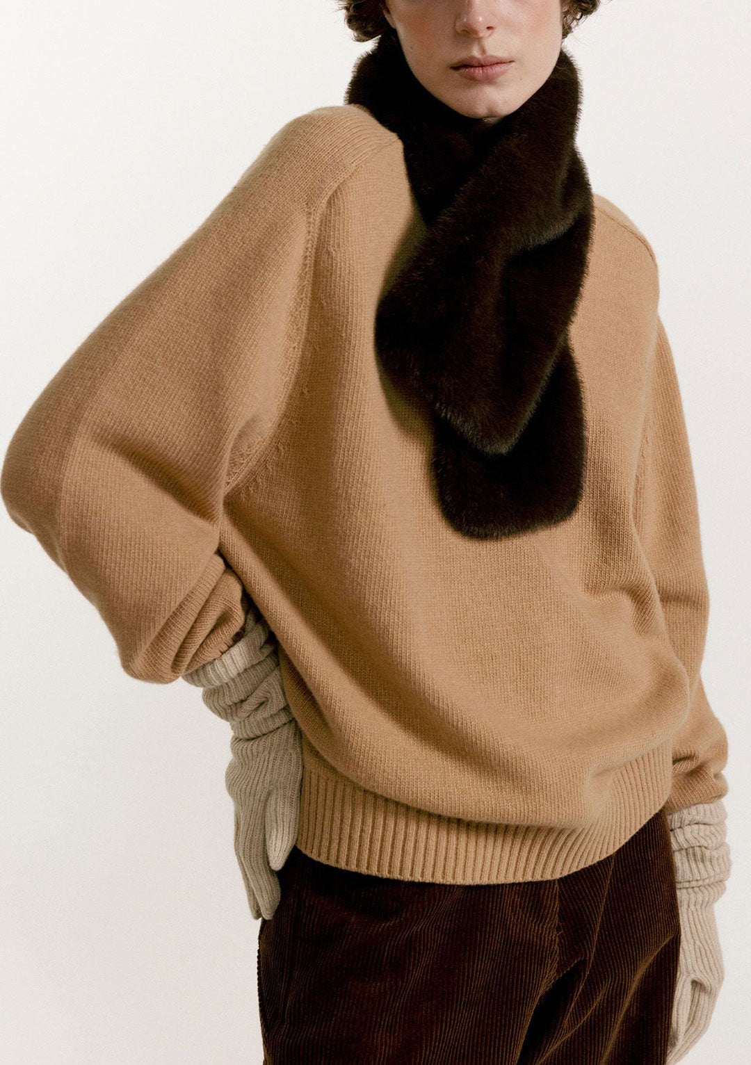 NOTHING WRITTEN JUDE ROUND PULLOVER BEIGE
