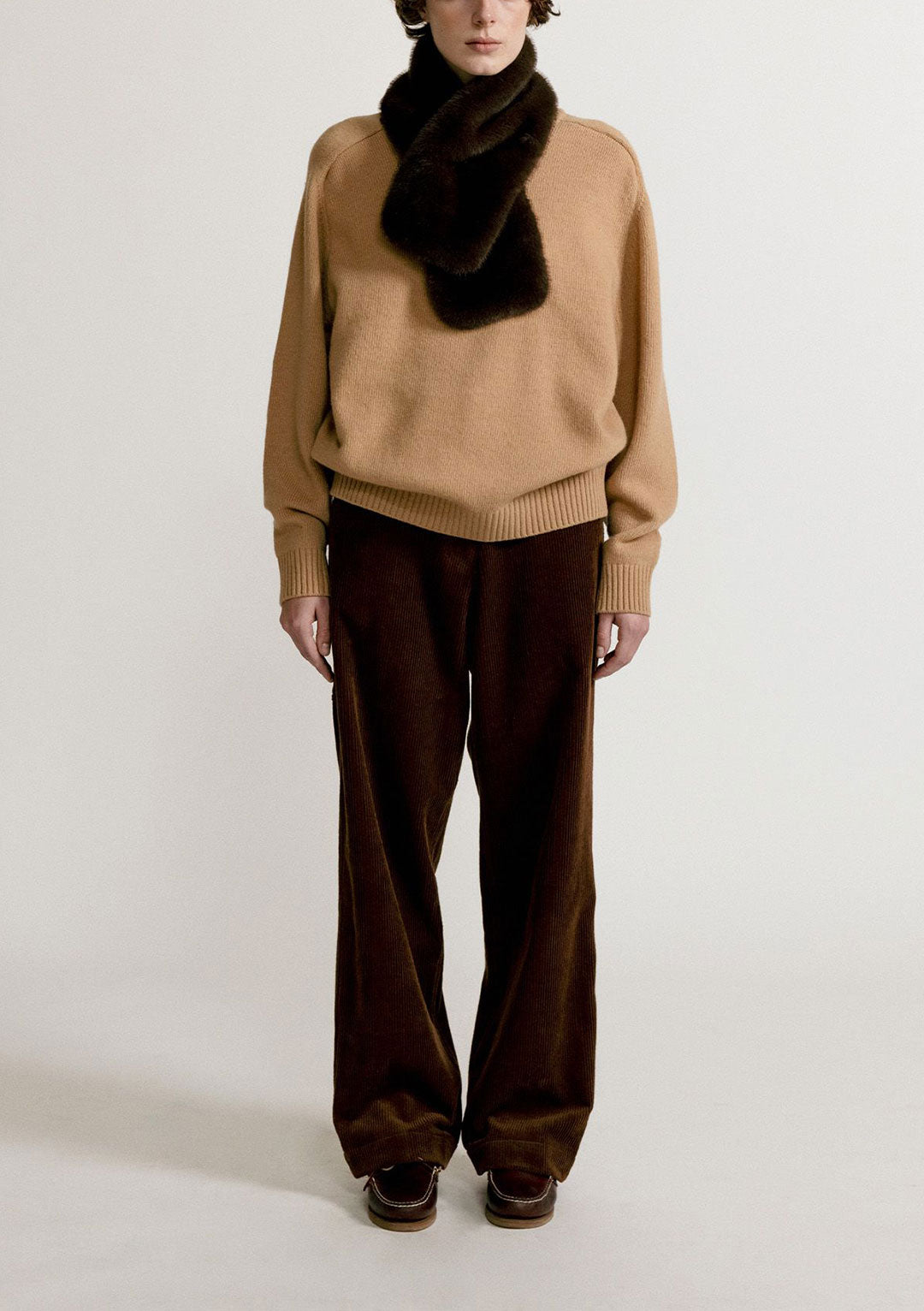 NOTHING WRITTEN JUDE ROUND PULLOVER BEIGE