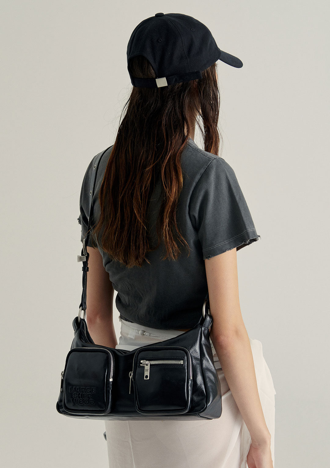 [Margesherwood ] / ☆ OUTPOCKET HOBO / black glossy plain Outpocket Hobo in Black Glossy Plain by Margesherwood - societyA