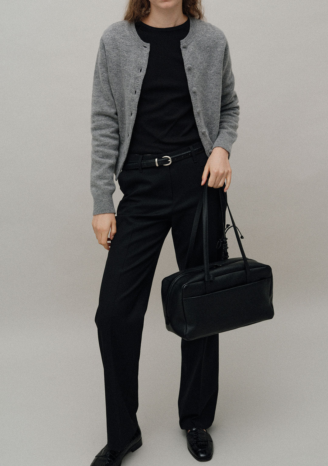 NOTHING WRITTEN POCKET SHOULDER BAG BLACK