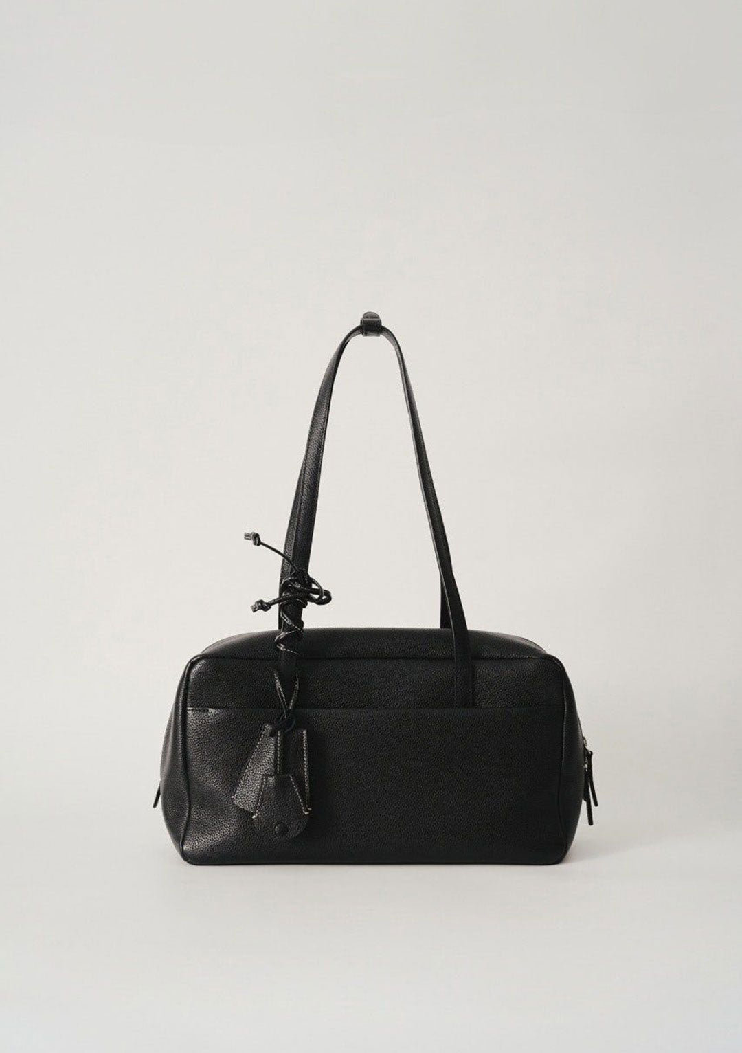 NOTHING WRITTEN POCKET SHOULDER BAG BLACK