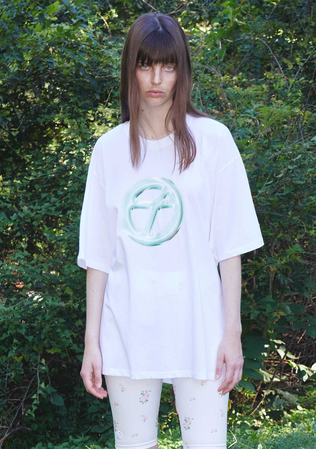 OPEN YY BACK SLIT SYMBOL TEE