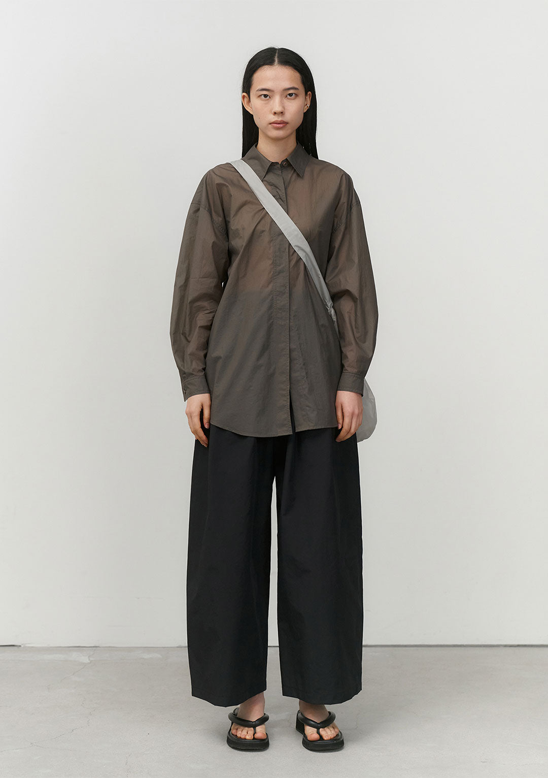 AMOMENTO Three Tuck Banding Pants | Pants | OEUVR – OEUVR