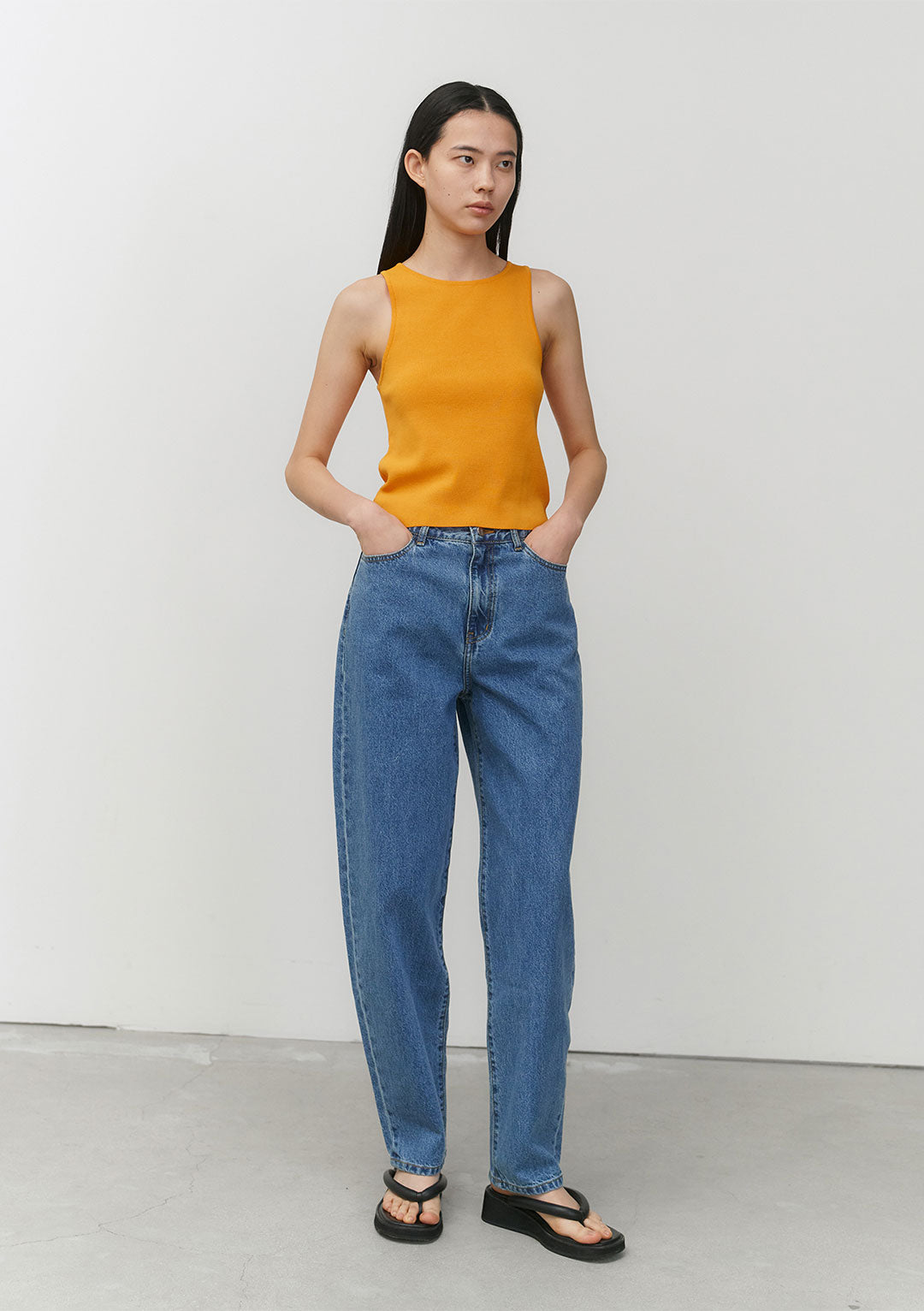 AMOMENTO CUT-OUT SLEEVELESS TOP