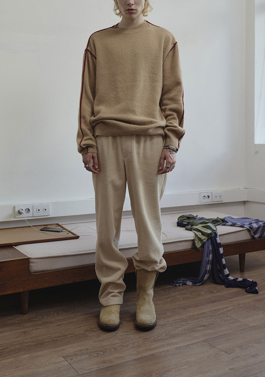 YOUNGOH CONTRAST TRIM ANGORA KNIT BEIGE/WINE