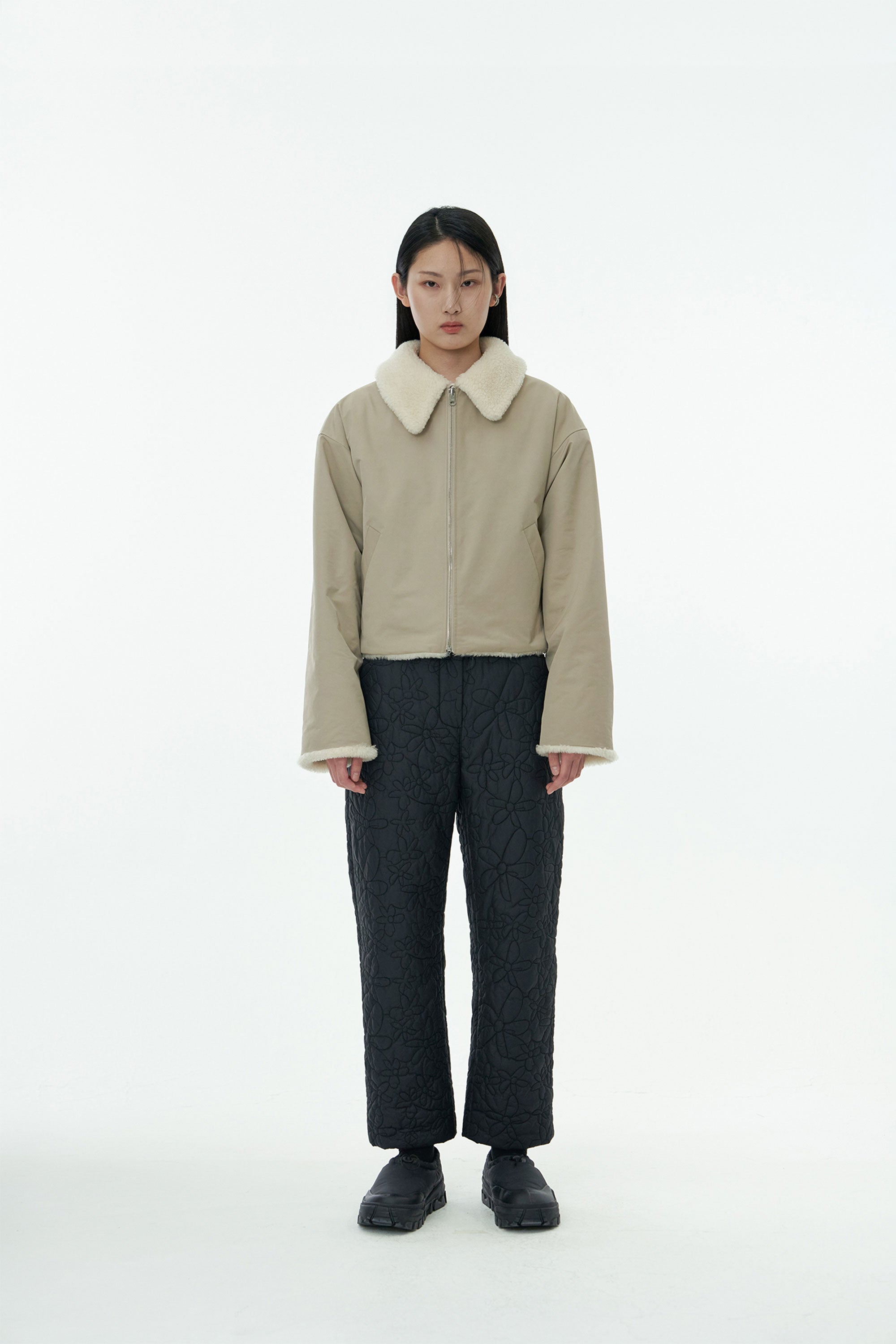 AMOMENTO REVERSIBLE SHEARLING CROP JACKET