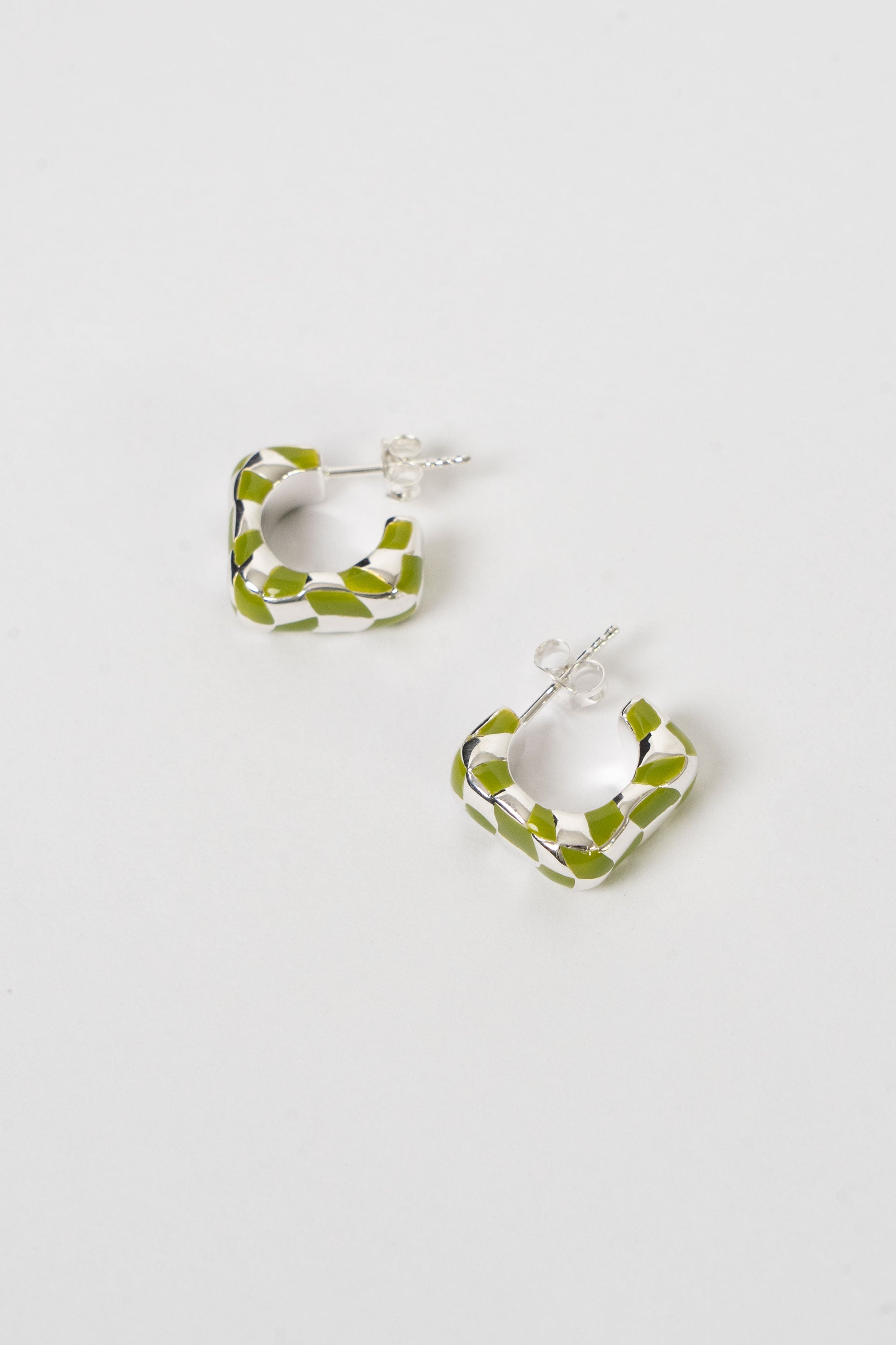 G.GRUMPY WORM JELLY EARRINGS
