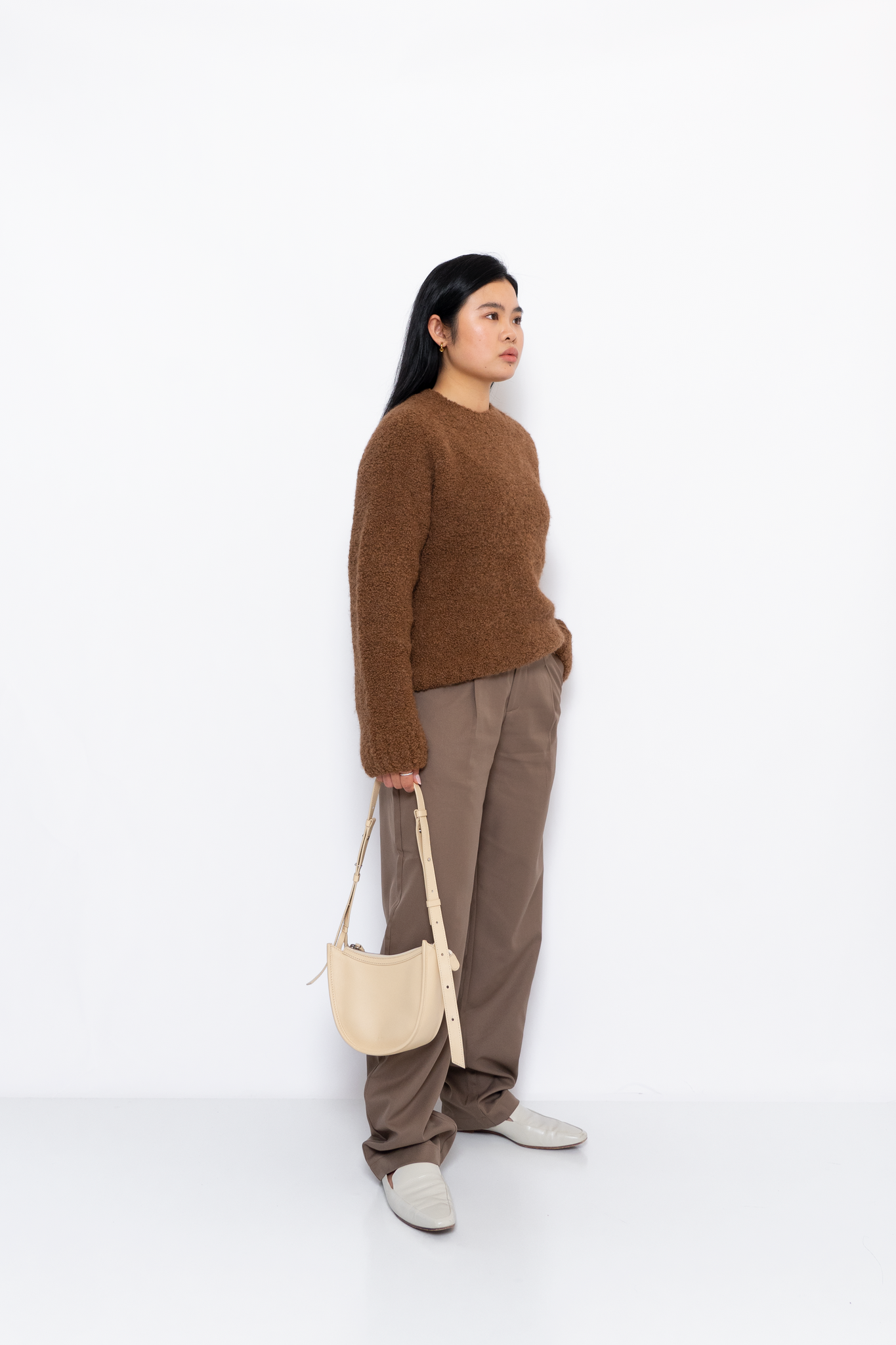 NOTHING WRITTEN SOMME BOUCLE ROUND SLEEVE KNIT CAMEL