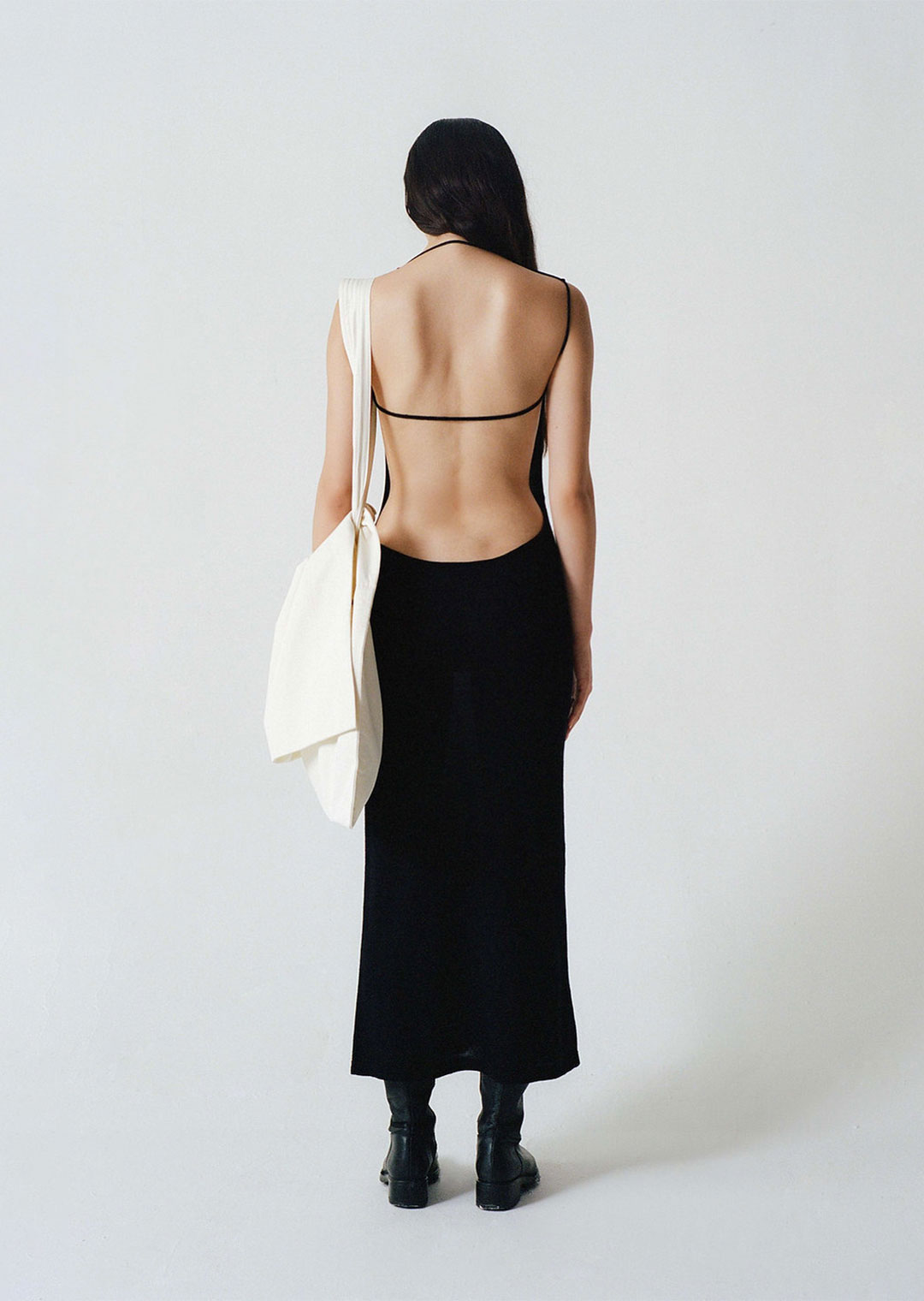 SUBTLE LE NGUYEN Backless Knit Dress | Dress | OEUVR OEUVR SUBTLE LE NGUYEN Backless Knit Dress | Dress | OEUVR OEUVR