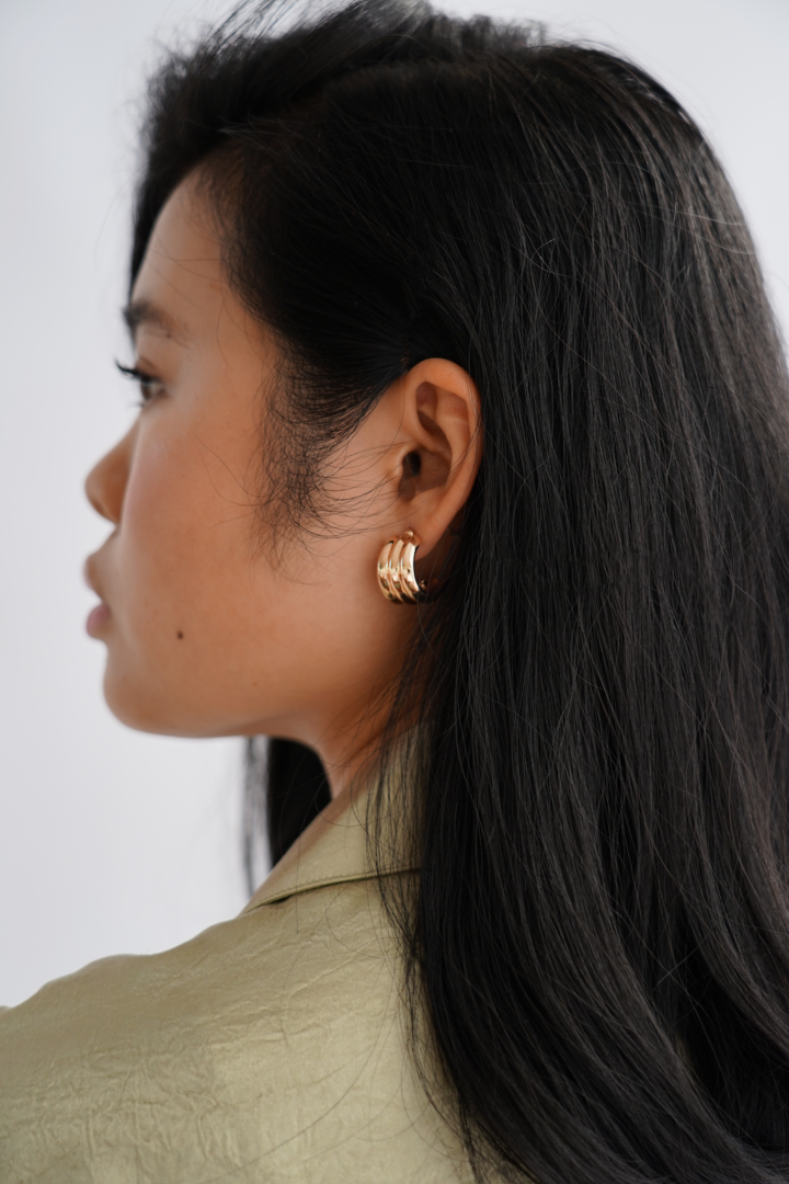 COMMON MUSE SONYA LAYERED EARRINGS